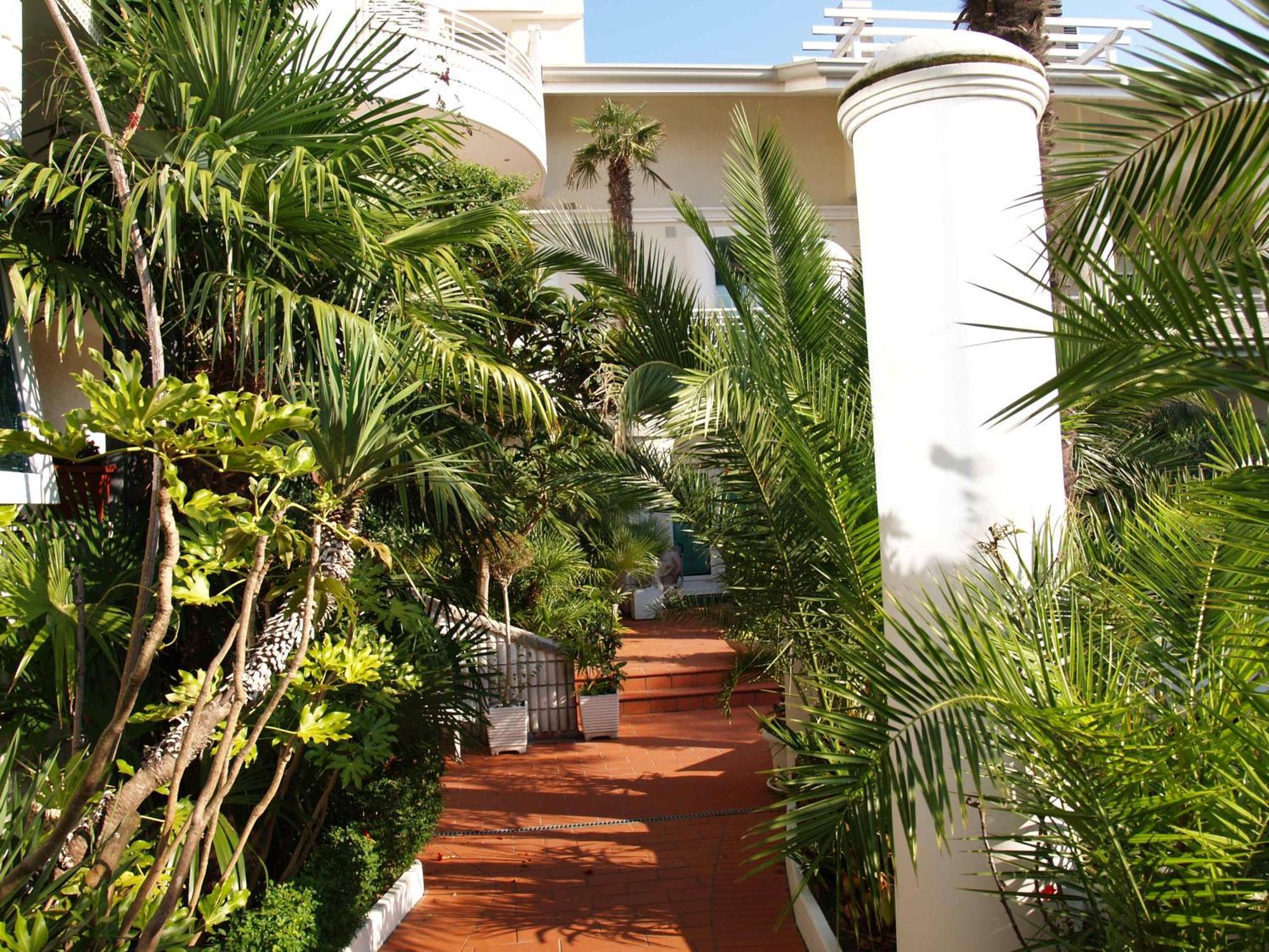 Casa Zaccolo - Adults Only Apartment Lignano Sabbiadoro Exterior photo