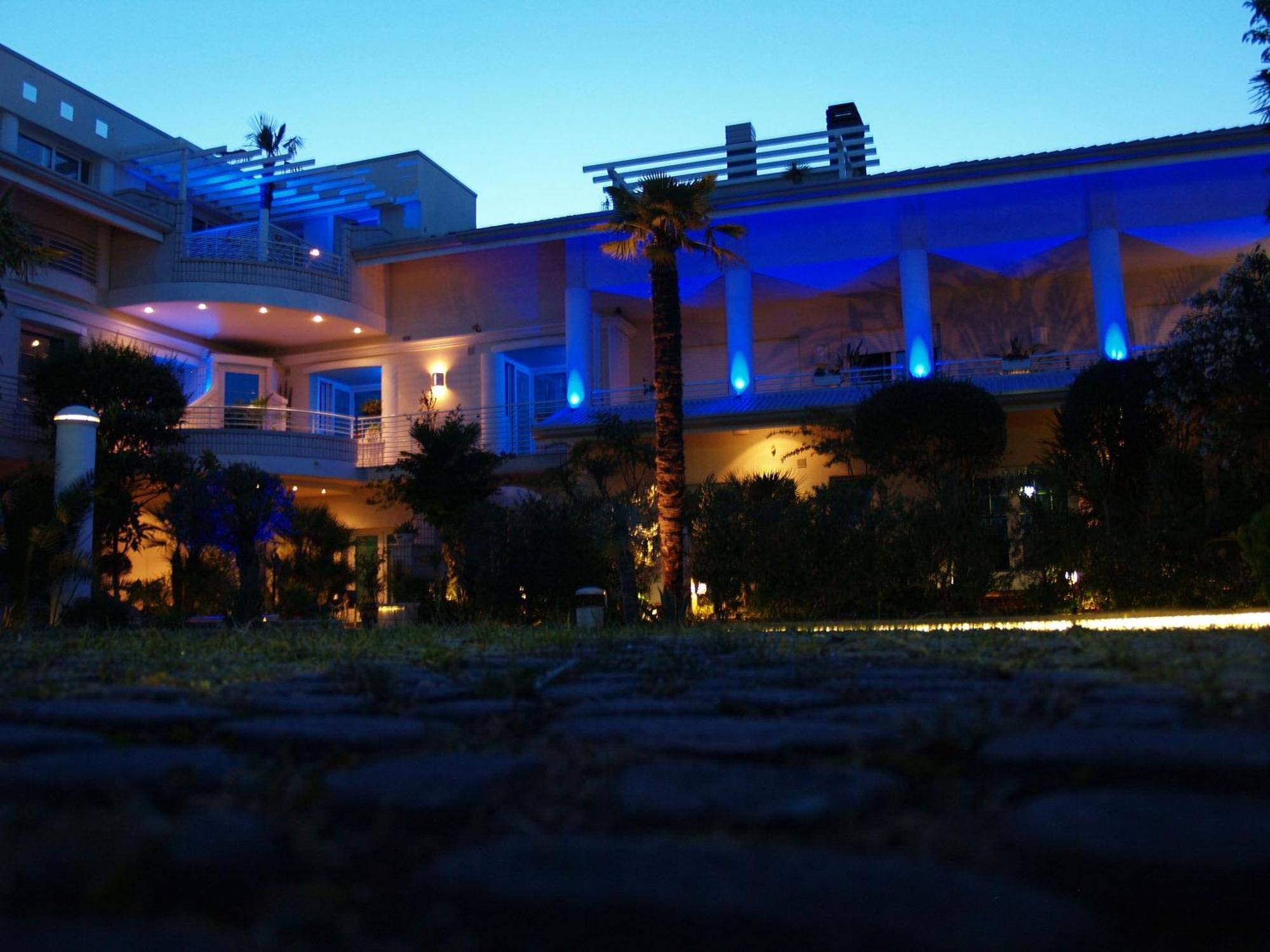 Casa Zaccolo - Adults Only Apartment Lignano Sabbiadoro Exterior photo